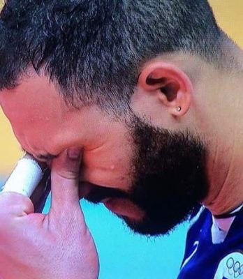 Osmany Juantorena in lacrime dopo la sconfitta nella finale olimpica