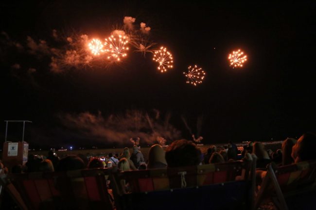 ferragosto fuochi d'artificio porto recanati 2016 foto ap (1)