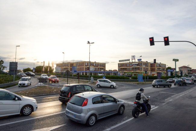 via-martiri-di-belfiore-uscita-superstrada-civitanova-1-650x434