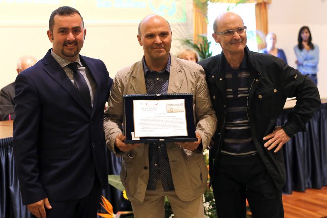 alla-memoria-di-bruno-castagnari-ritirano-i-figli-sandro-e-fabio_foto-lb