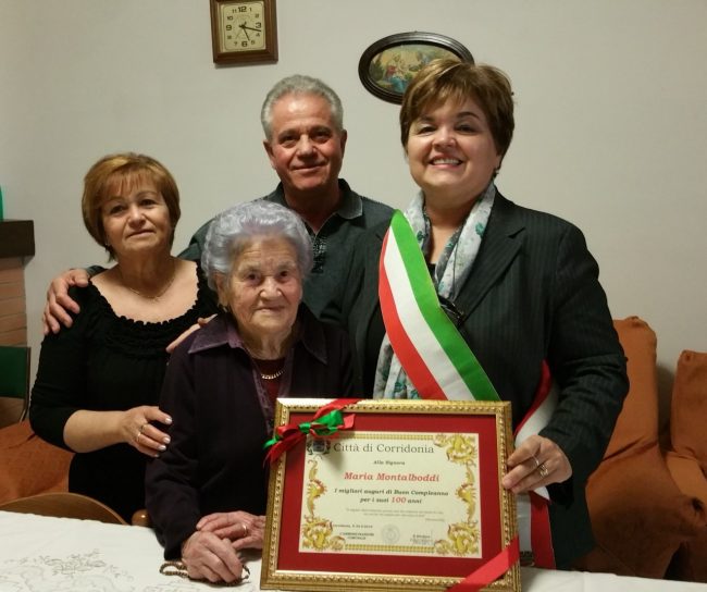 foto-con-i-figli-ed-il-sindaco