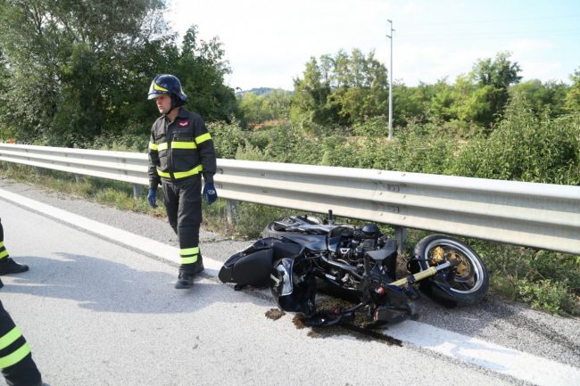 incidente-tolentino-superstrada-3