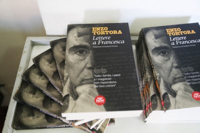 libro-lettere-a-francesca-enzo-tortora-presentazione-2016-foto-ap-3-400x267