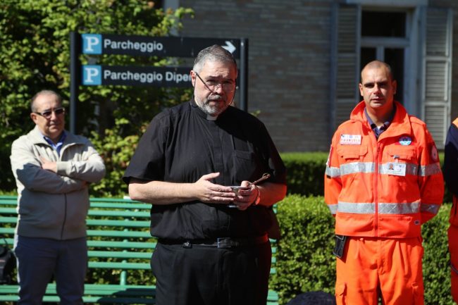 nuove-ambulanze-118-area-vasta-3-macerata-don-giorgio-foto-ap-6