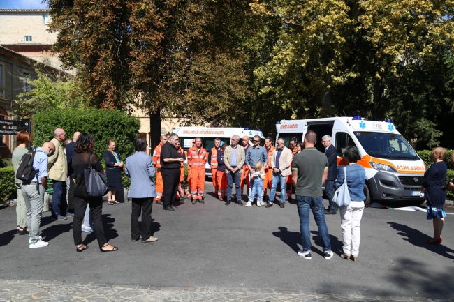 nuove-ambulanze-118-area-vasta-3-macerata-foto-ap-7