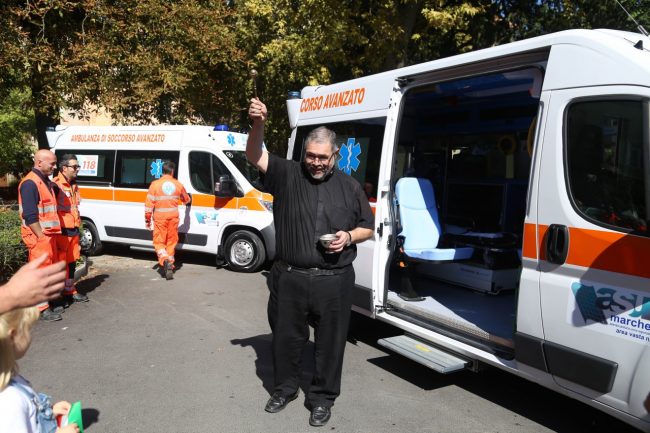 nuove-ambulanze-118-area-vasta-3-macerata-foto-ap-8