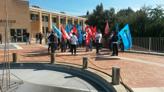 protesta-cementificio-sacci-2