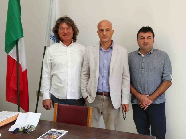 E con il segretario uscente Antonio Crisci
