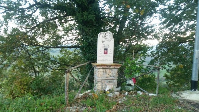 La targa di Sarchiè a Sellano, frazione di Camerino