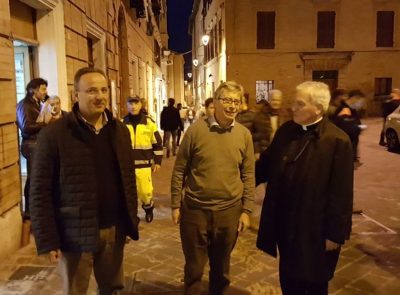 Vasco Errani col sindaco Gianluca Pasqio e l'arcivescovo Francesco Giovanni Brugnaro