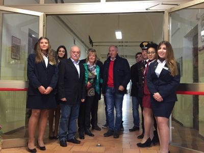L'entrata della sede principale dell'istituto, dove nelle ultime settimane si sono svolti i lavori di ristrutturazione