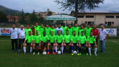 La formazione del Pievebovigliana al completo