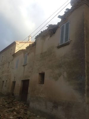 cingoli casa crollata castel sant'angelo