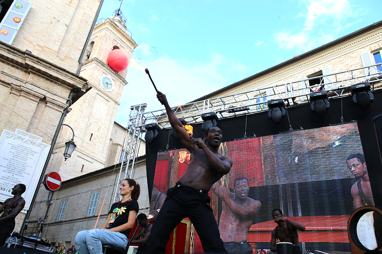 clown-e-clown-festival-monte-san-giusto-2016_foto-lb-12