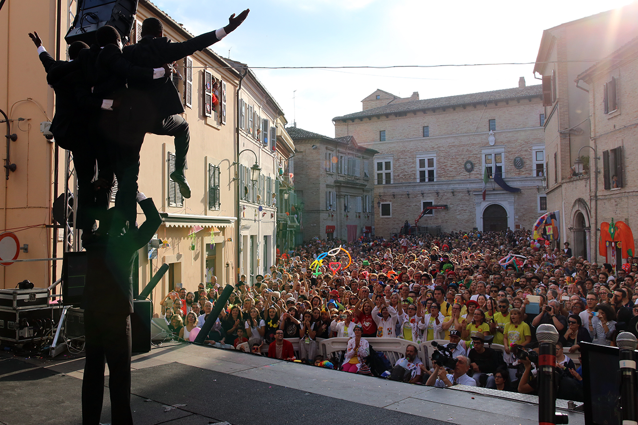 clown-e-clown-festival-monte-san-giusto-2016_foto-lb-3