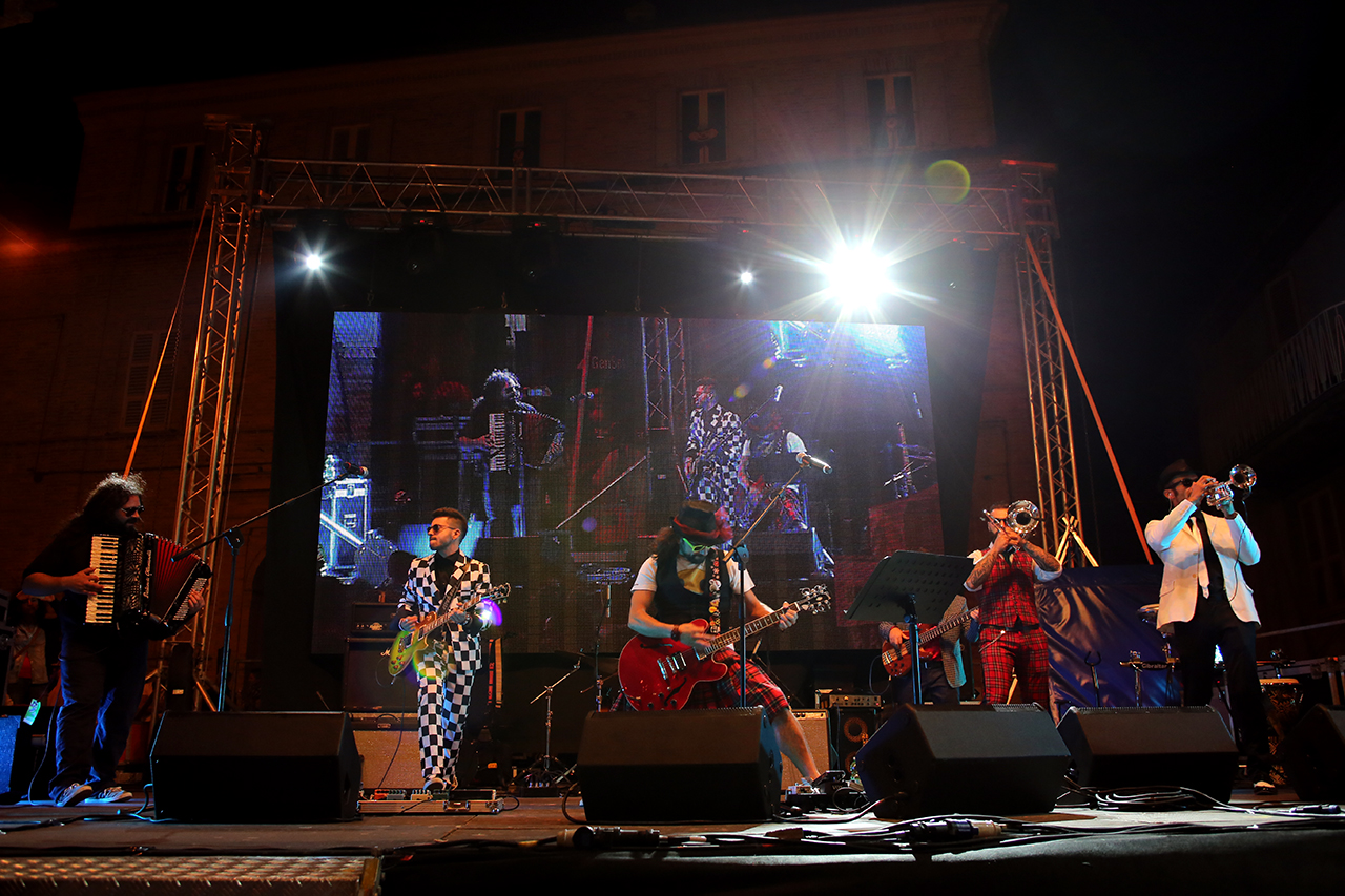 clown-e-clown-monte-san-giusto_foto-lb-5