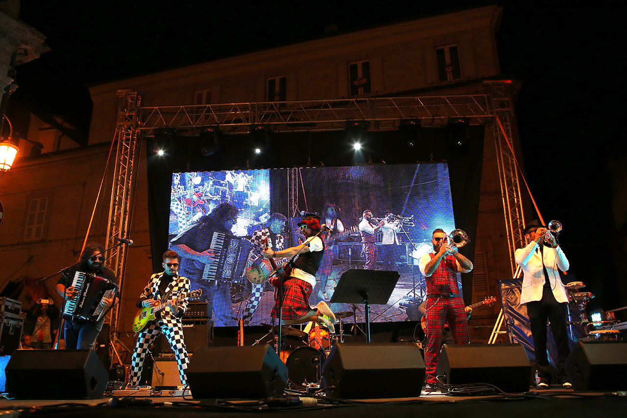 clown-e-clown-monte-san-giusto_foto-lb-8