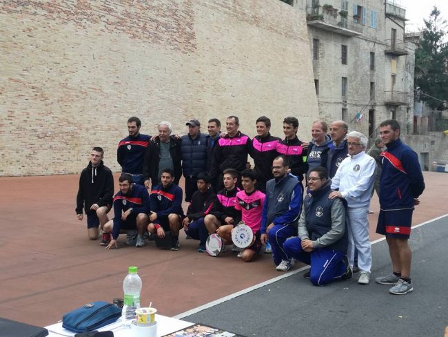 Gli atleti finalisti del tamburello