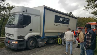 Il camion coinvolto nell'incidente