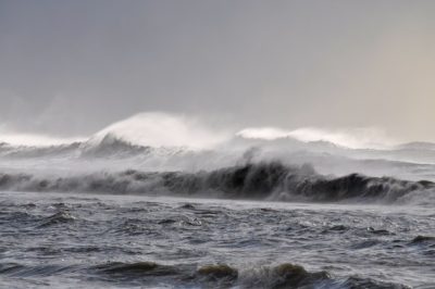 Mare in burrasca (foto d'archivio)