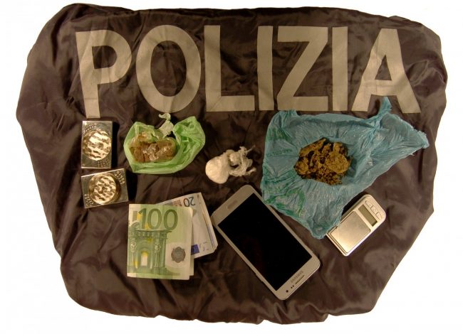 Il materiale sequestrato