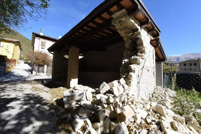 Crolli a Sasso, Ussita