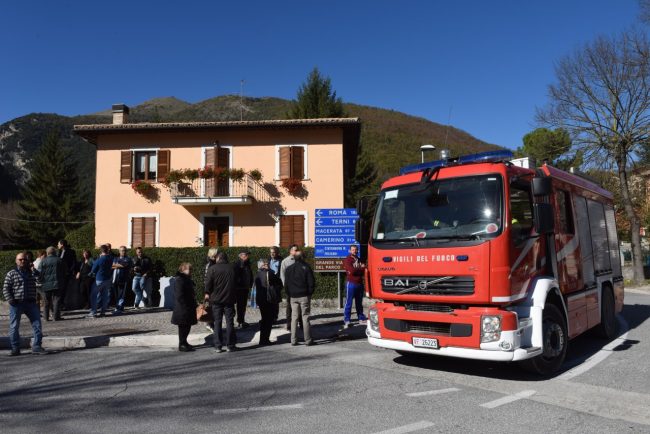 visso_terremoto_30_ottobre_foto_de_marco-10