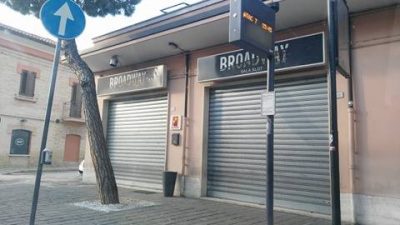 Il bar Broadway di via Alighieri