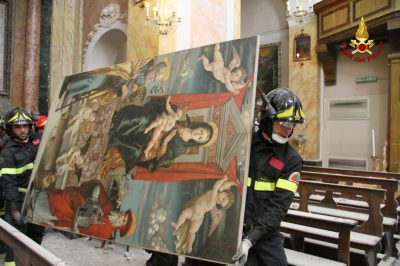collegiata-san-martino-caldarola-recupero-opere-vigili-del-fuoco-4