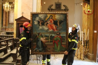collegiata-san-martino-caldarola-recupero-opere-vigili-del-fuoco-7-400x266