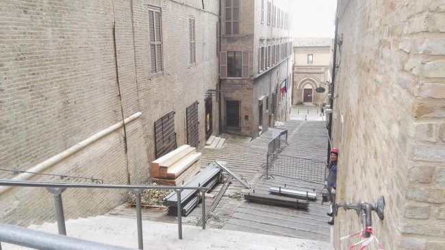 lavori Teatro Lauro Rossi Macerata_foto LB.jpg