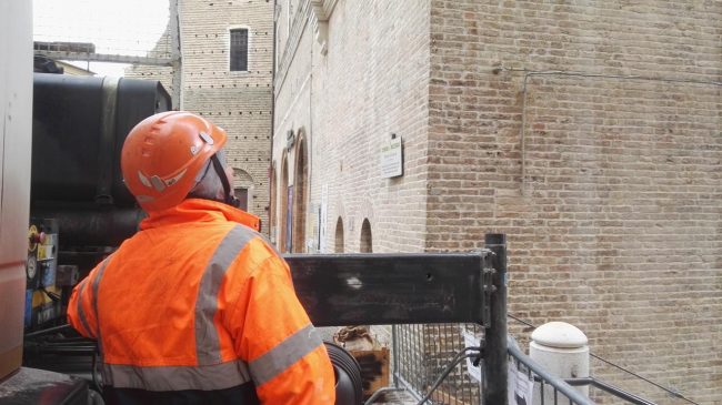 lavori Teatro Lauro Rossi Macerata_foto LB.jpg