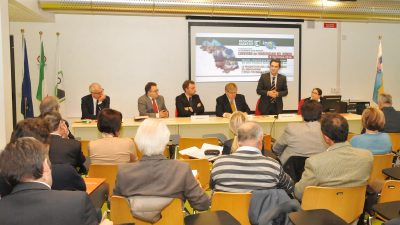 Un momento del convegno a Macerata