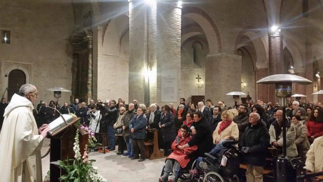 abbadia-messa-natale1-650x366