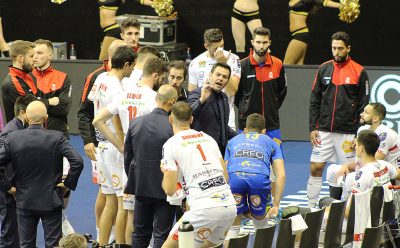 Coch Blengini durante un time out