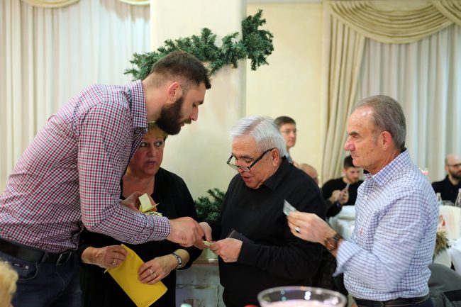 cena-lube-natale-2016_Foto-LB-8-650x433
