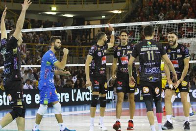 modena-lube-4-400x267