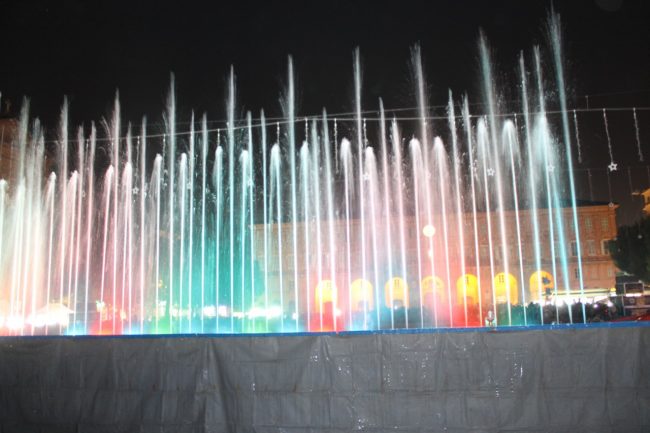 Fontane danzanti in piazza