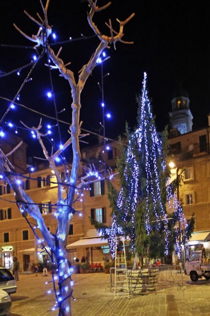 prova_luci_piazza_mazzini_foto_del_brutto-4
