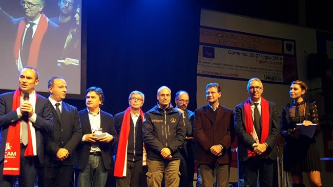 tutti_insieme_inaspettatamente_camerino-3-650x366