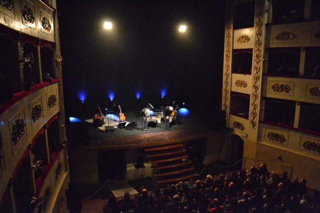 angelo-branduardi-recanati-12-Copia-650x433