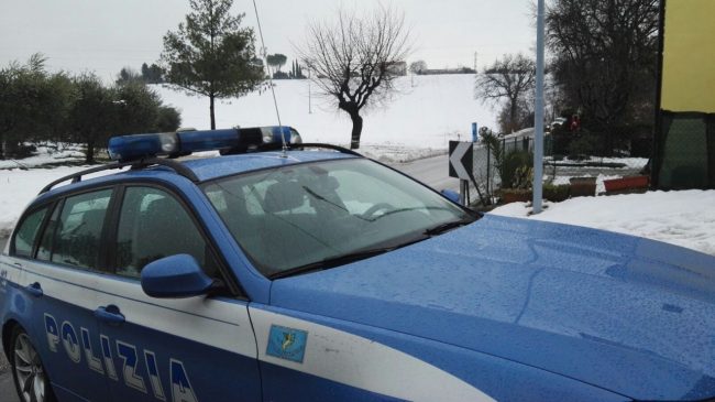 auto_ribaltata_petriolo_foto_lb-4-650x365