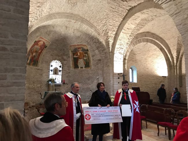 donazione-cavalieri-san-giuseppe-san-claudio-macerata-terremoto-2-650x488