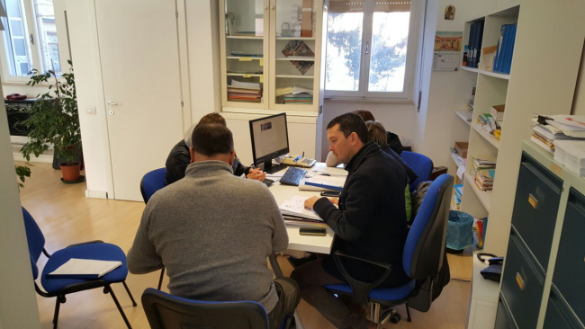 info-desk-sisma-confcommercio-1-650x366