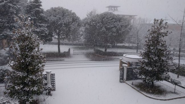 loro-piceno-neve-150117-650x366