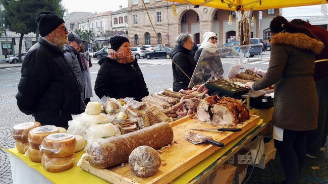 mercato-sibillini-civitanova_foto-LB-8-650x365