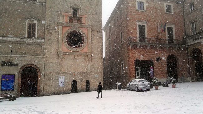 neve-macerata-gennaio-2017_Foto-LB-3-650x365