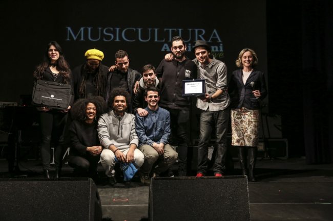 LA-BASE-premio