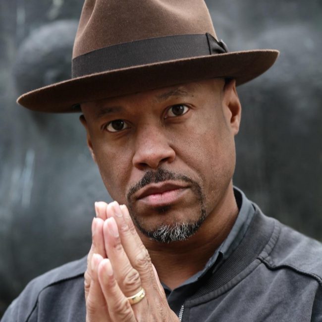 Robert-Hood2-650x650