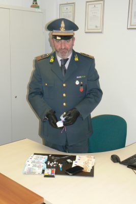 arresto-gdf-macerata-2-267x400